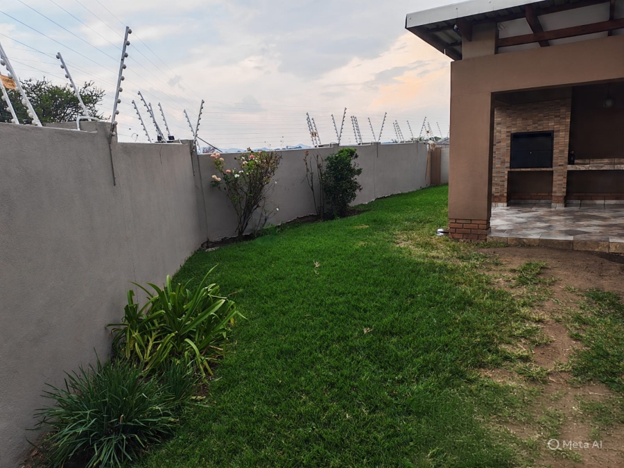 3 Bedroom Property for Sale in Waterval East North West